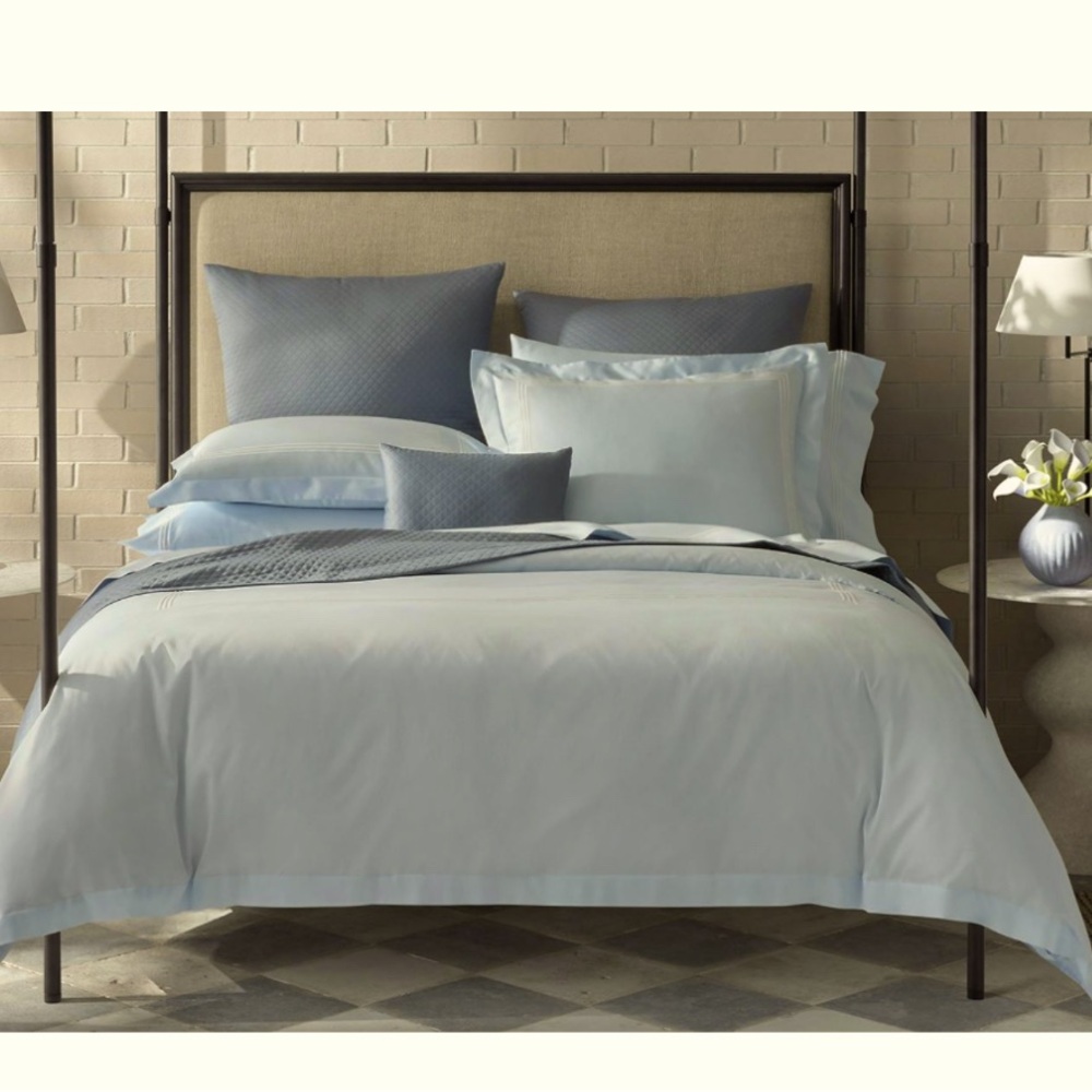 Matouk Nocturne Hemstitch Full/Queen Duvet in Pool $648 New!!